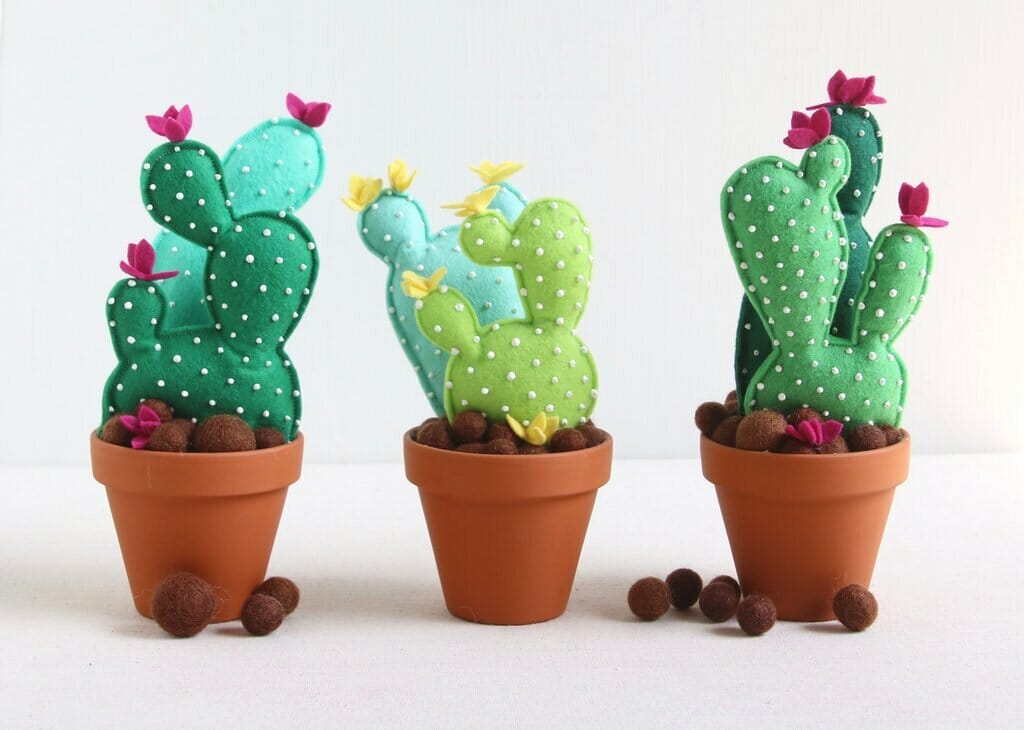 how-to-sew-a-felt-cactus-succulent