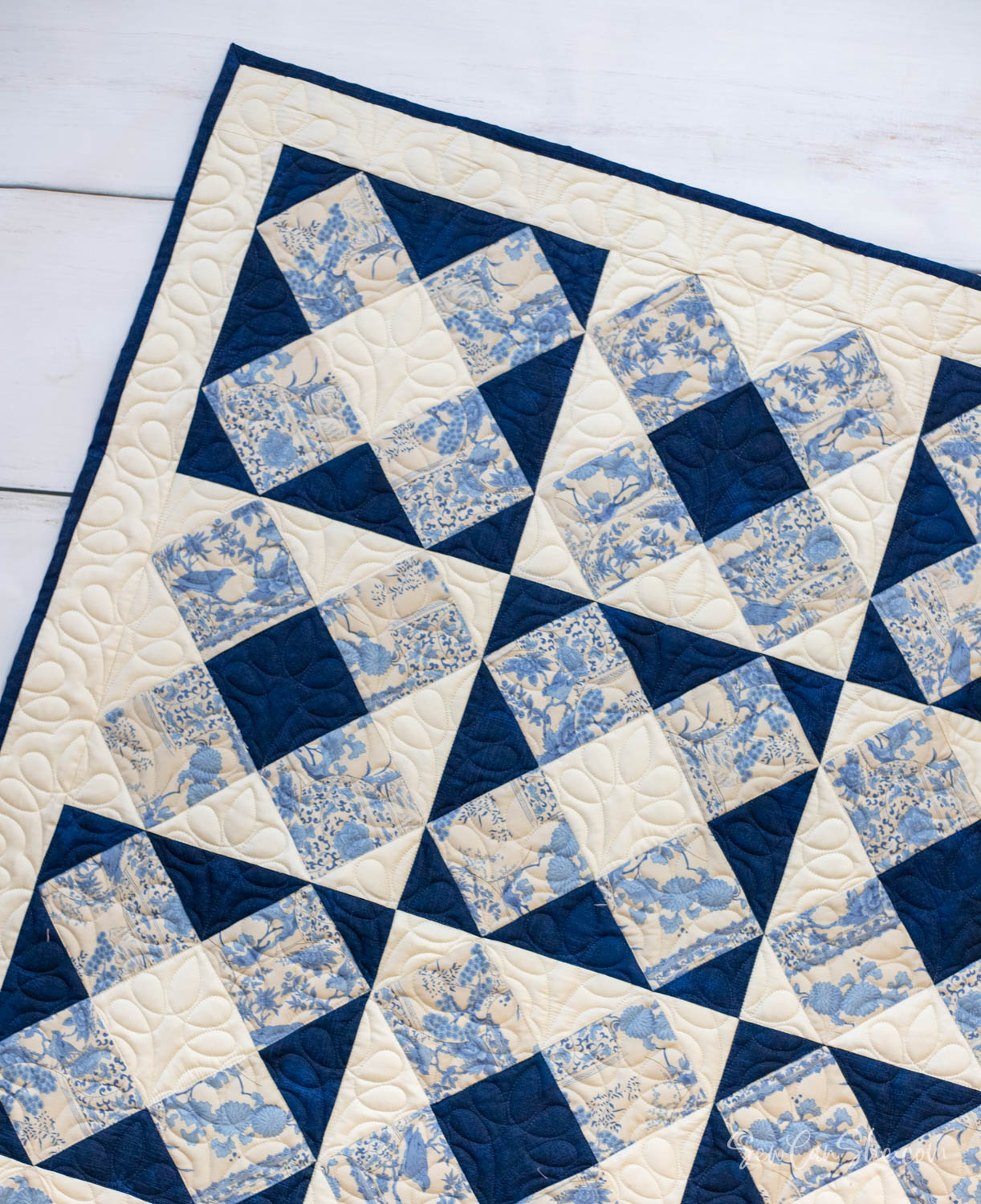 MOSAIC TILES 3 YARD QUILT PATTERN