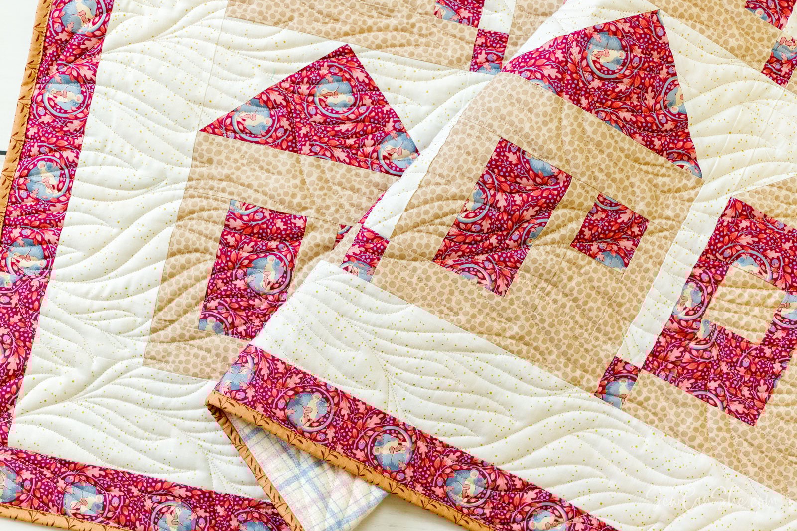 Hello Neighbor! Free 3 Yard Quilt Pattern with House Blocks