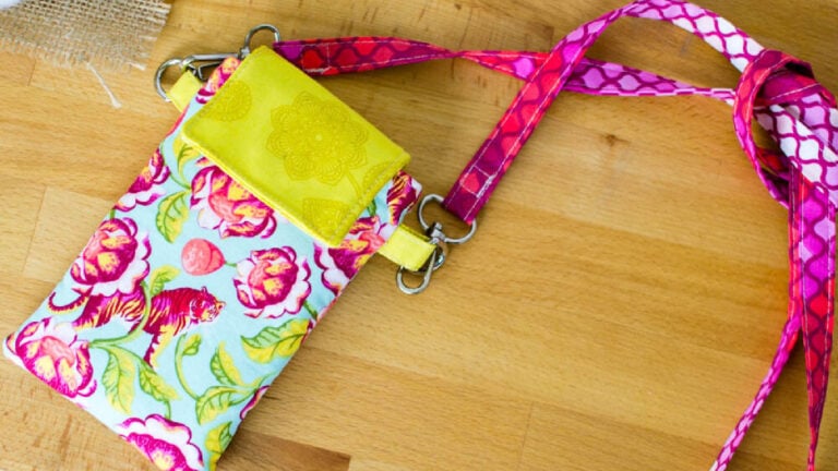 20 FREE Crossbody Bag Patterns: Sew and Save!