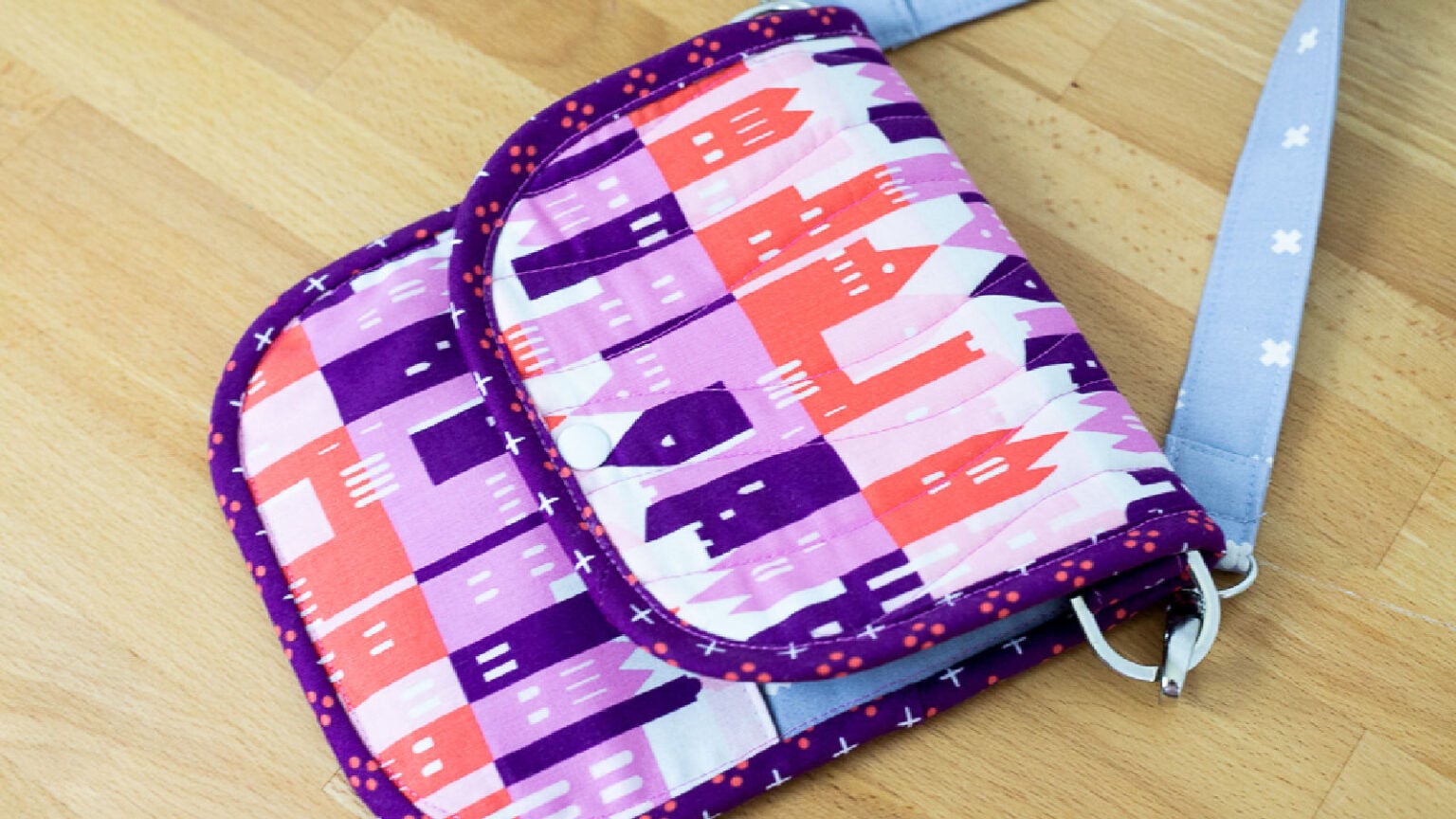 25 Free Sewing Patterns for Purses Small Bags and Wallets Sew
