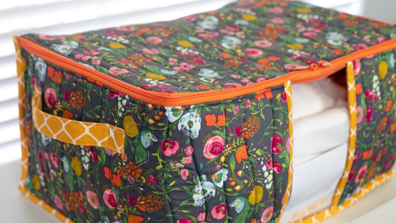 Sew Professional Over 30 Free Sewing Patterns for Bags and More Using